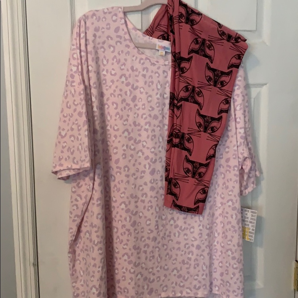 Lularoe Irma and TC2 Leggings